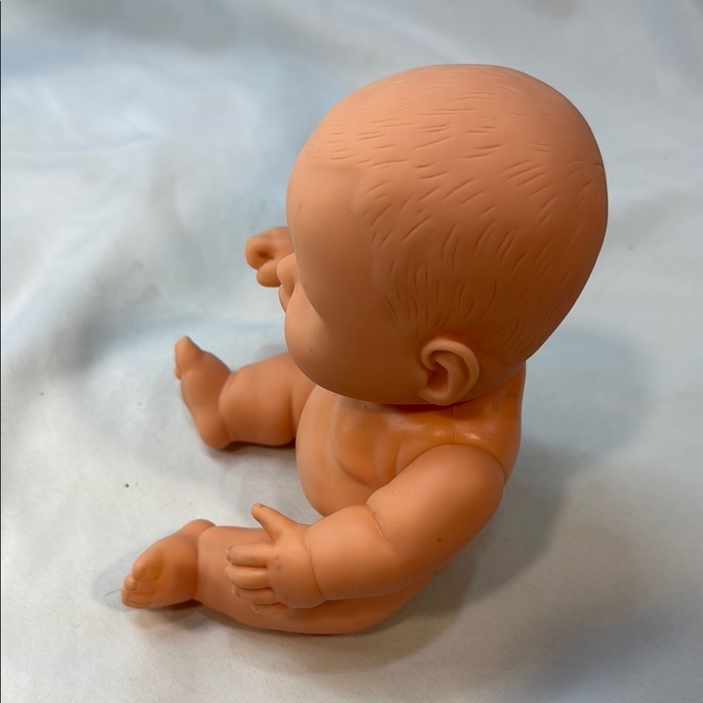 9" Baby Doll, Realistic, Caucasian Female Anatomically Correct Vinyl Blue Eyes - Picture 9 of 12